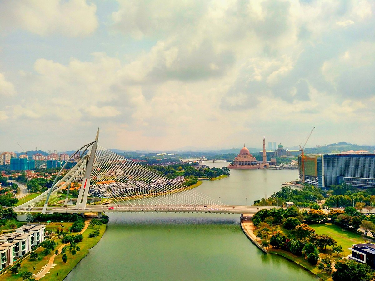 Tour Singapore - Indonesia - Malaysia